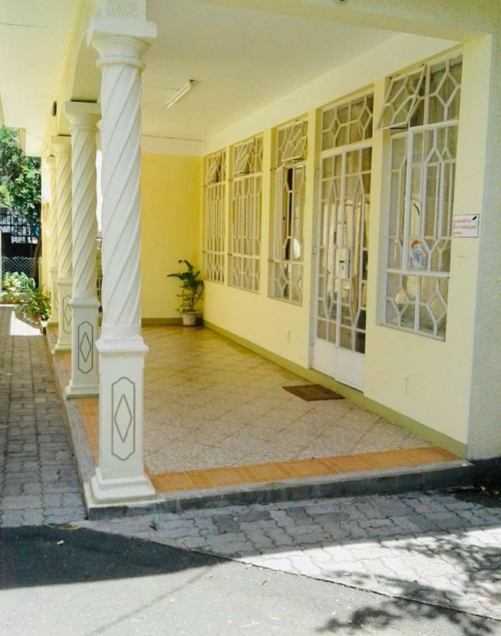 Le Serin Villa Flic-en-Flacq المظهر الخارجي الصورة